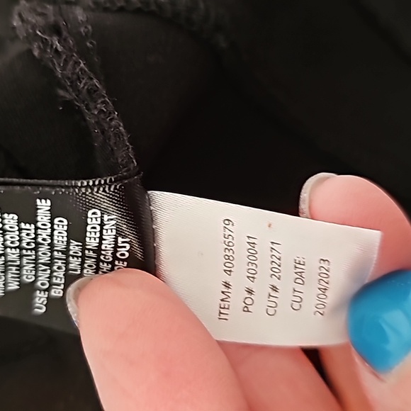 NWOT Torrid size 0 Studio Ponte Knit Snake Skin Moto Jacket - Picture 8 of 8